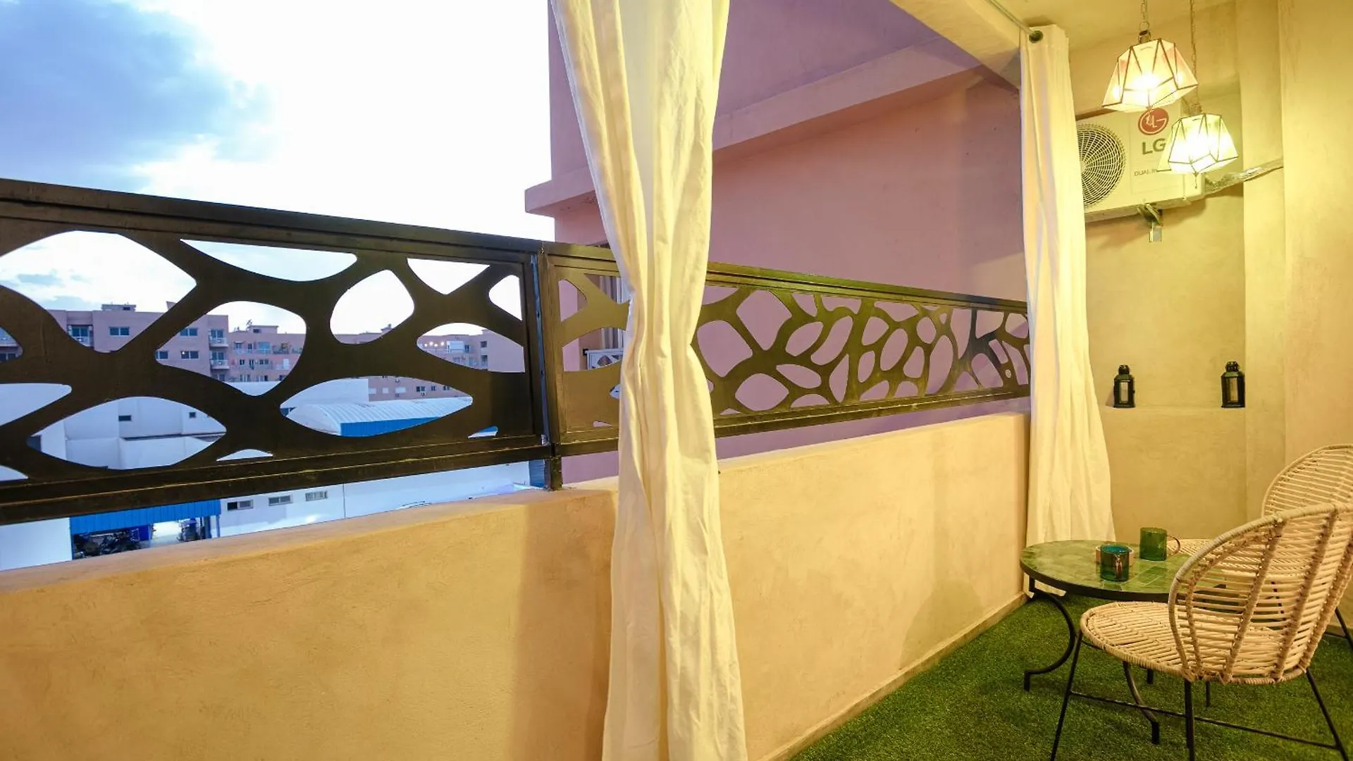 Timeless And Central Fully Equiped Apartement And Fast Wifi Marraquexe
